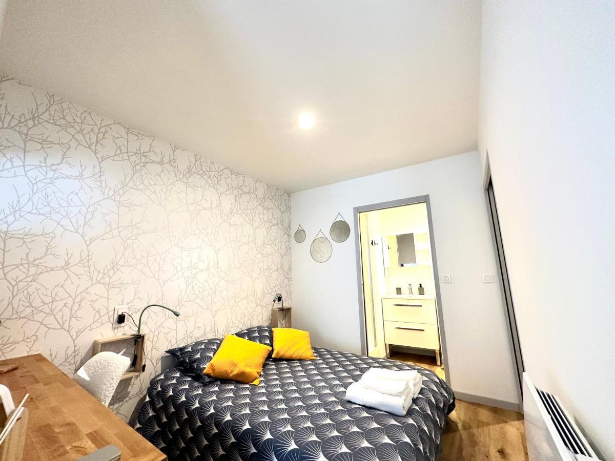Bel Appartement En Plein Centre Ville ลิมอจส์ ภายนอก รูปภาพ